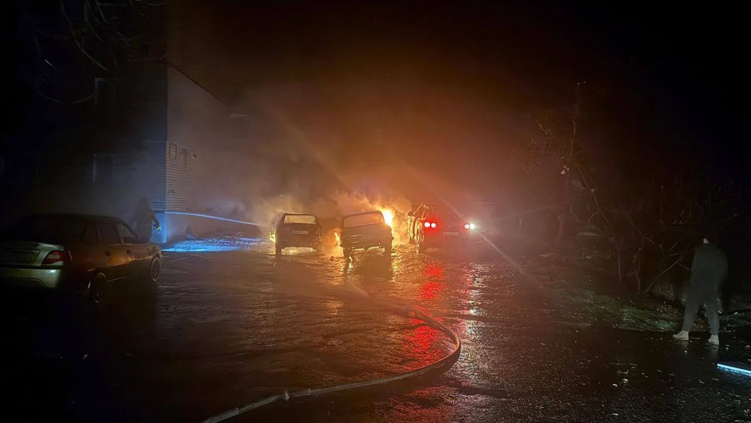 російські війська завдали ракетних ударів по центру Балаклії: загинула людина, серед поранених 14-річна дівчинка