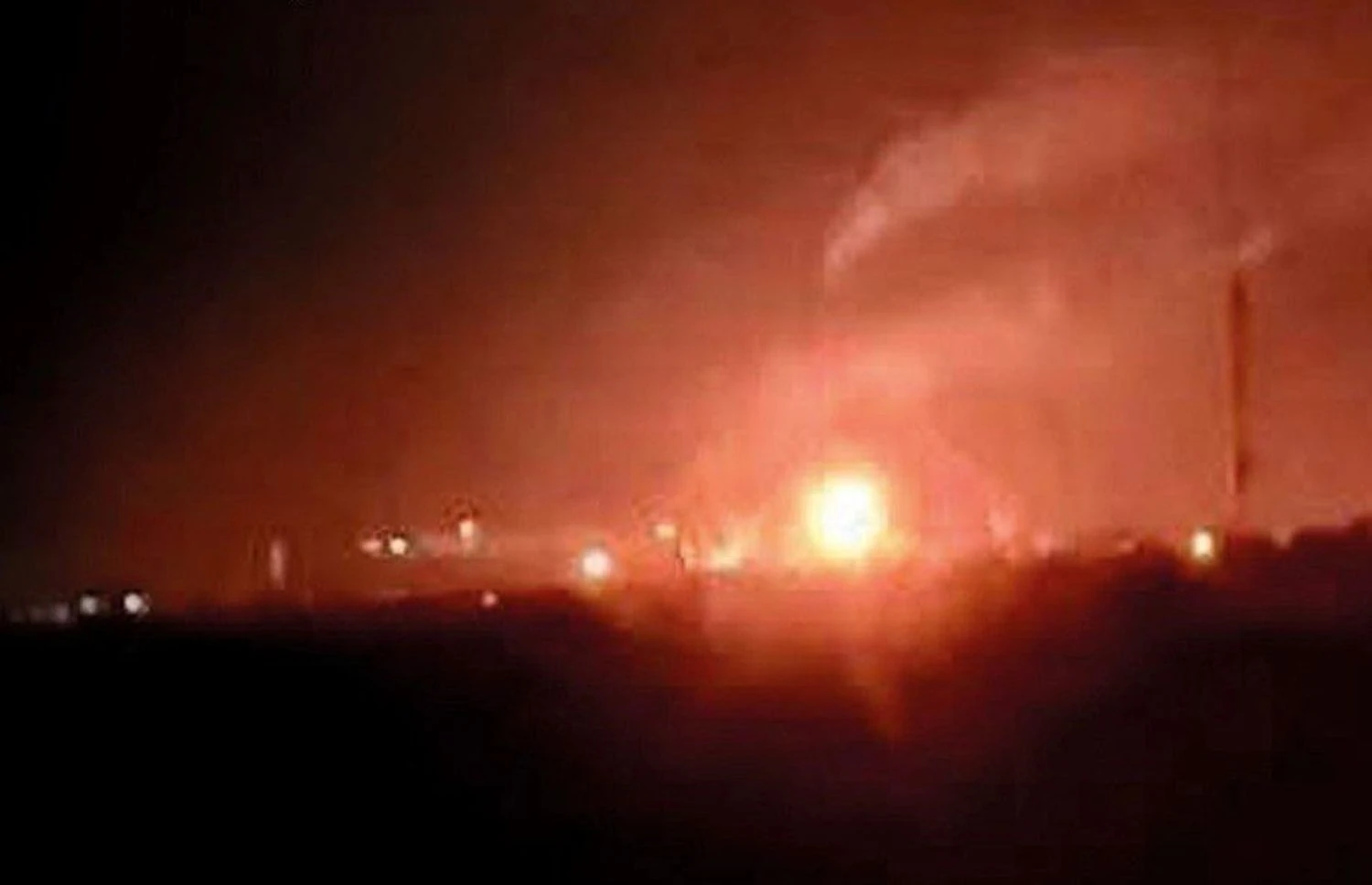 Уражено нафтотермінал та базу ВМС рф: деталі атаки на новоросійськ