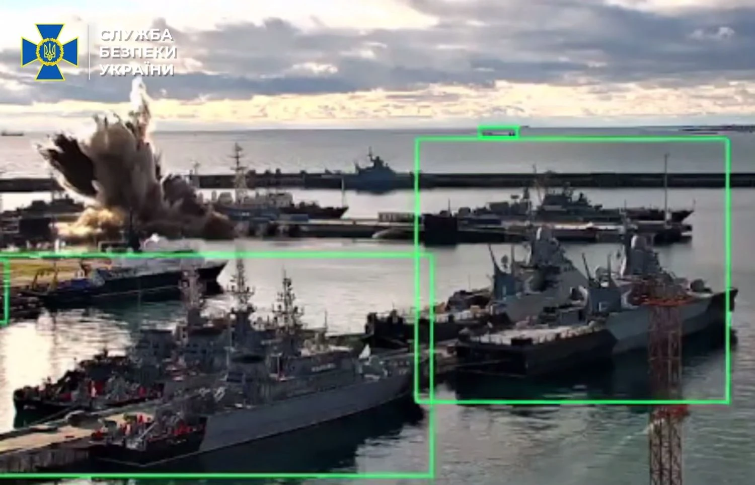 Українські дрони "Sub Sea Baby" вперше в історії уразили російський підводний човен у Новоросійську