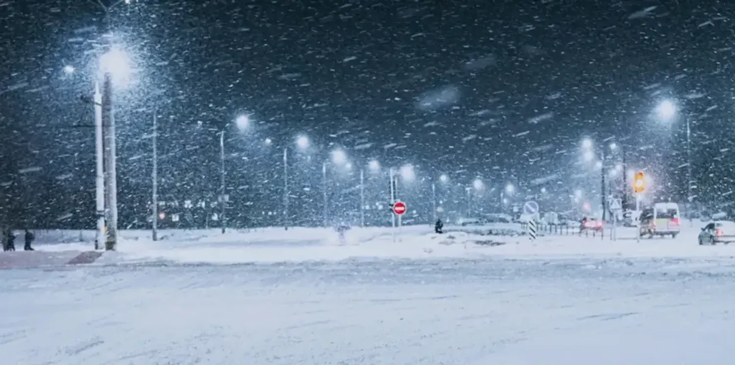 "Ситуація на дорогах може бути критичною": українців попередили про негоду 9 січня зі штормовим вітром, завірюхами та ожеледицею