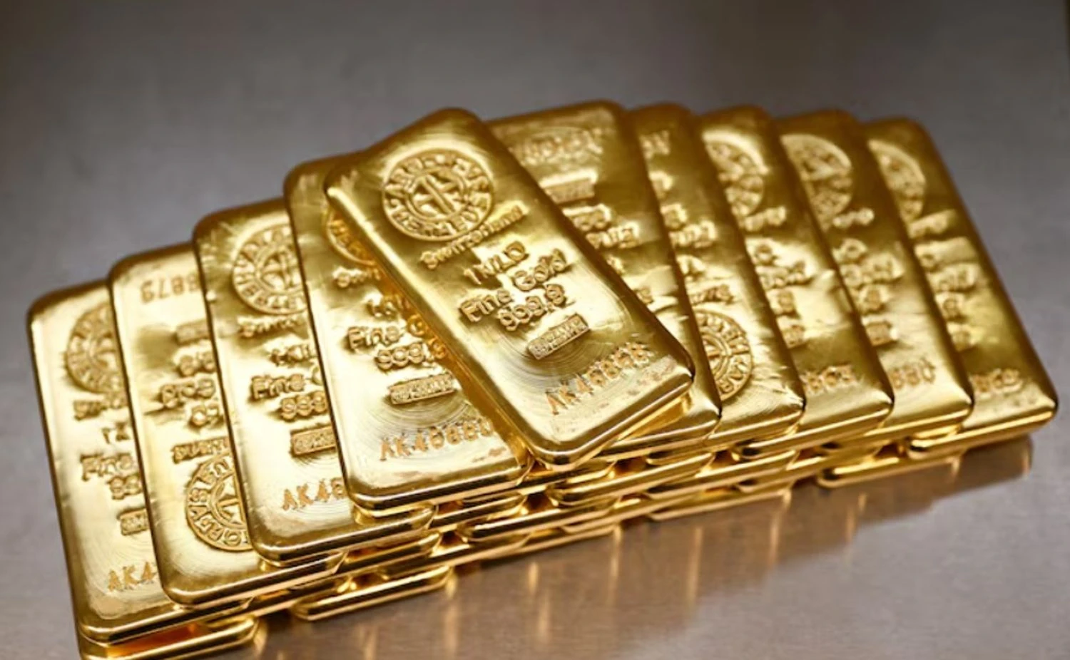 Ціни на золото падають на тлі фіксації прибутку та деескалації в Ірані