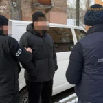“Без мене не вирішиш”: на Волині затримали правоохоронця, що вимагав у військового 200 тис. гривень