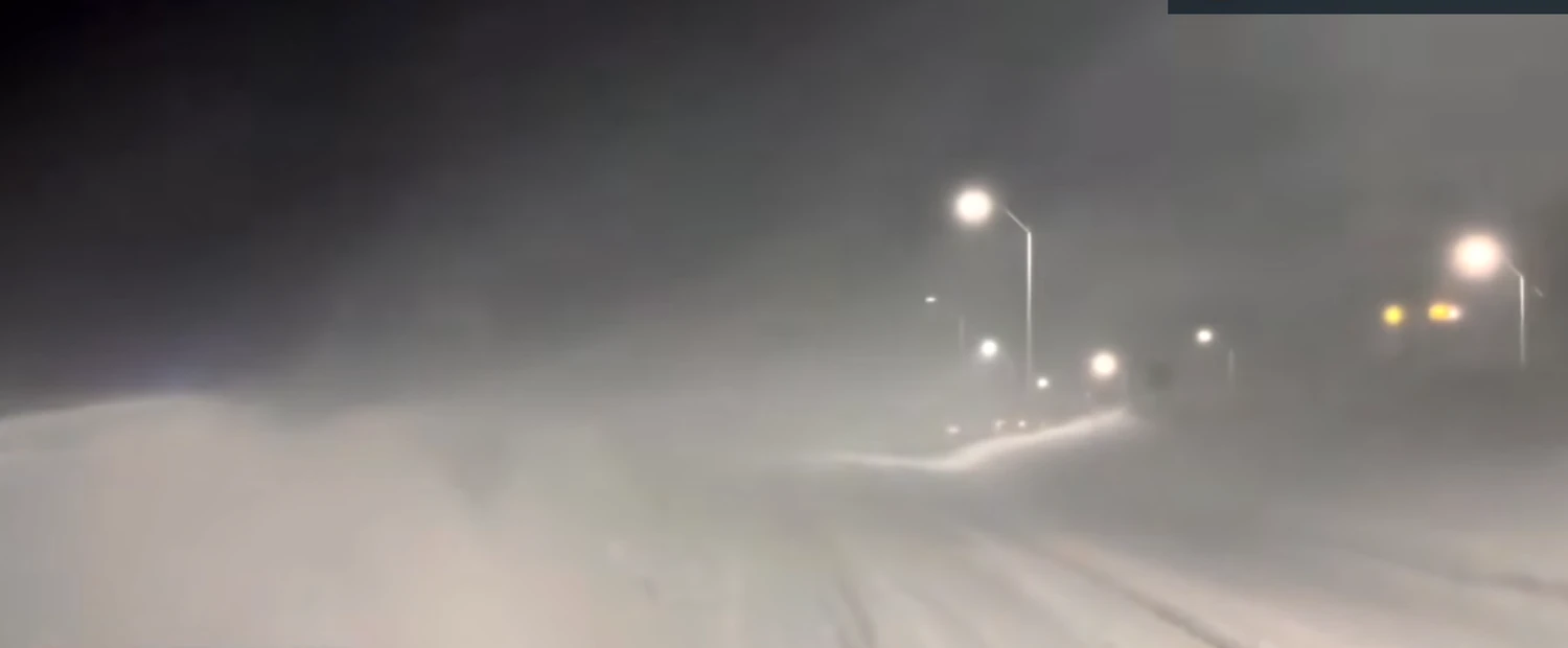 Потужний шторм починає вирувати у США: надзвичайний стан у щонайменше у 16 ​​штатах та Вашингтоні, понад 9000 рейсів скасовано