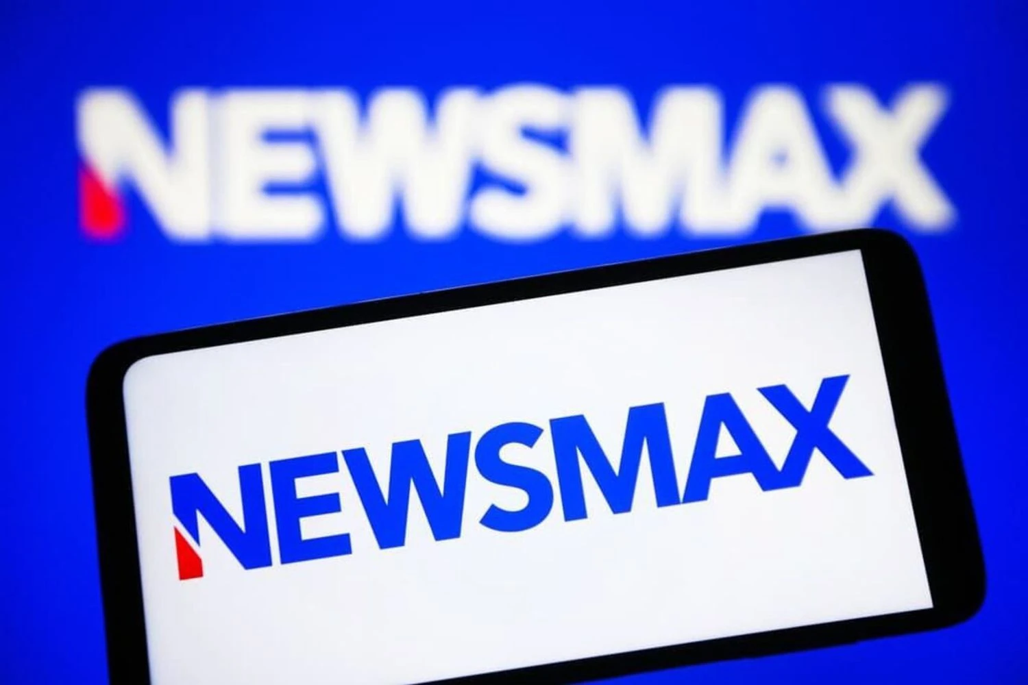Американський телеканал Newsmax готується до запуску в Україні: для чого великий медіа-гравець виходить на український ринок