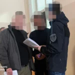 Правоохоронець у Хмельницькому отримав підозру через побиття чоловіка під час перевірки з ТЦК