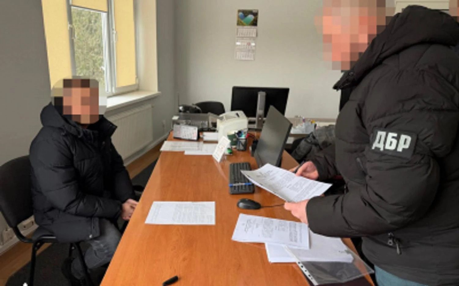 На Волині митник оформив вантажні електромобілі як легкові, бюджет втратив 700 тисяч гривень