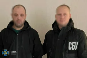 СБУ затримала двох українців за реєстрацію Starlink для окупантів