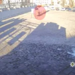 Жінка у Львові пошкодила лампадки під виставкою з портретами полеглих військовополонених, її знайшли - поліція