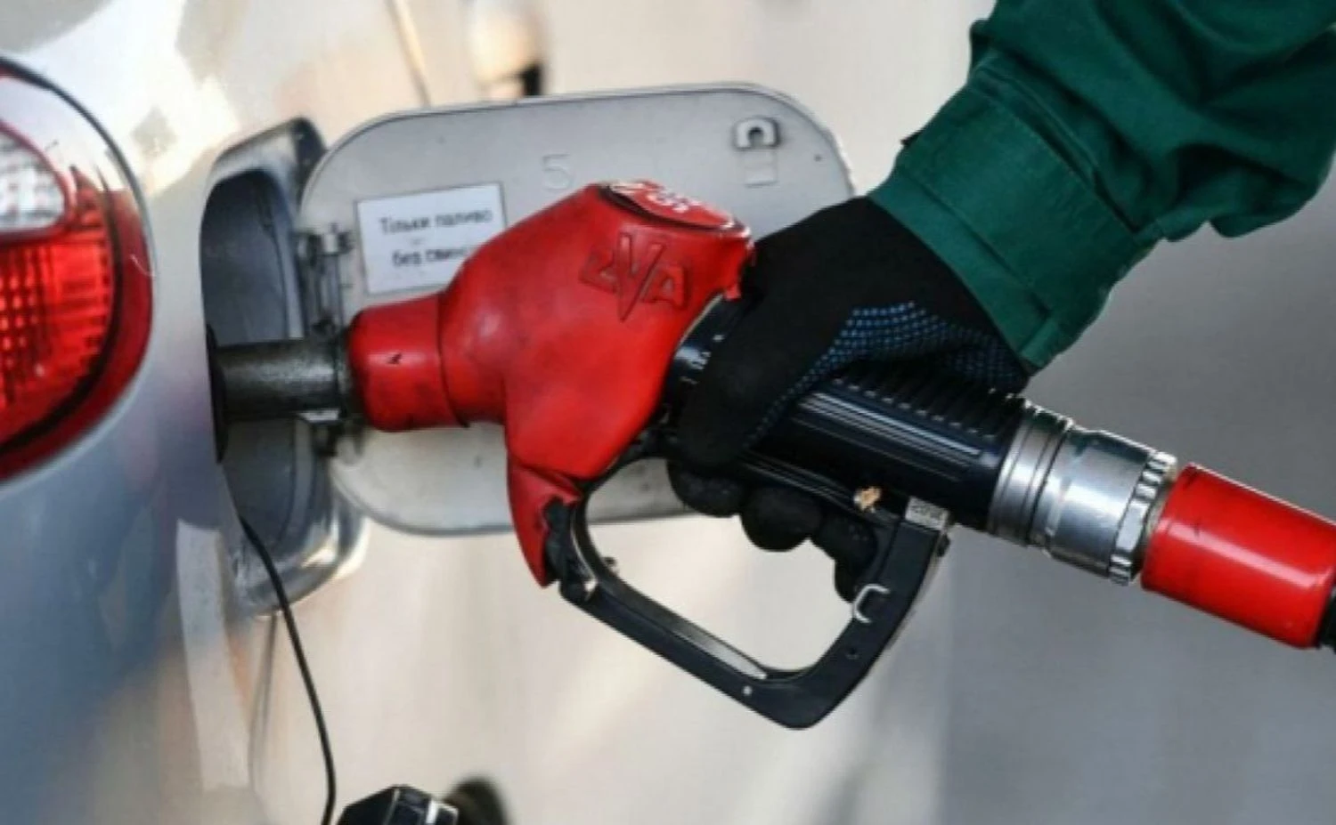 У Європі стрімко ростуть ціни на пальне, в Україні подорожчання поки стриманіше