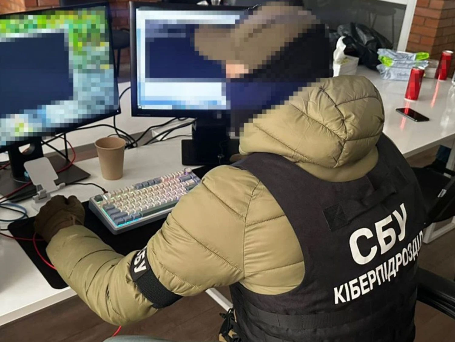 У Києві викрили масштабну схему підробки документів ЄС - до неї були залучені кол-центри