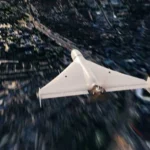 Атака рф на Київ: уламок дрона пошкодив стіну торгового центру