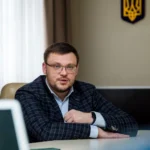 Кабмін присвоїв ранг директору НАБУ в розпал корупційного скандалу з фіктивним батьківством