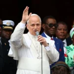 Папа Лев відвідав в’язницю в Екваторіальній Гвінеї, ув’язнені зустріли його вигуками