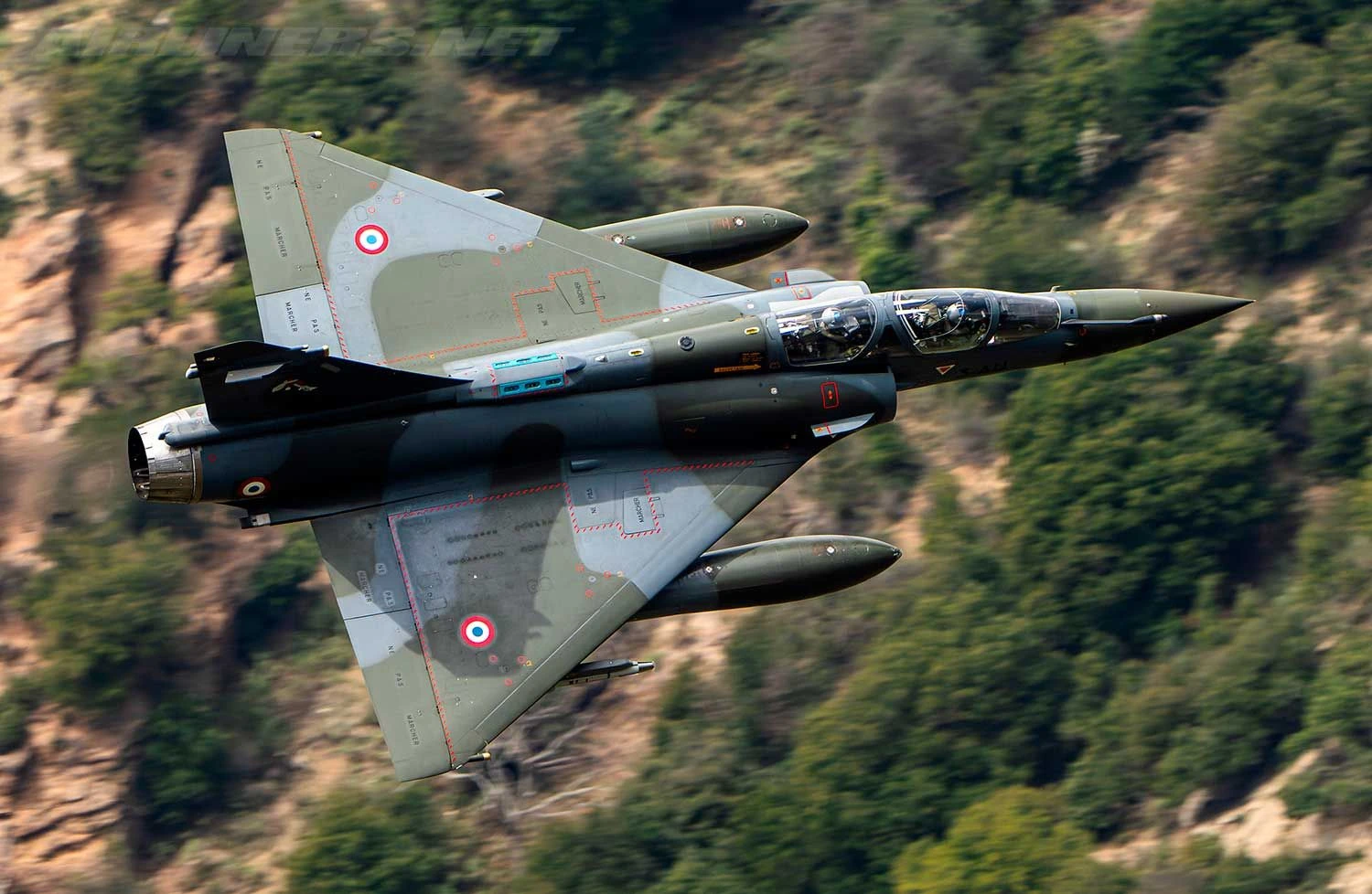 Франція обговорить із Грецією передачу понад 40 винищувачів Mirage для України