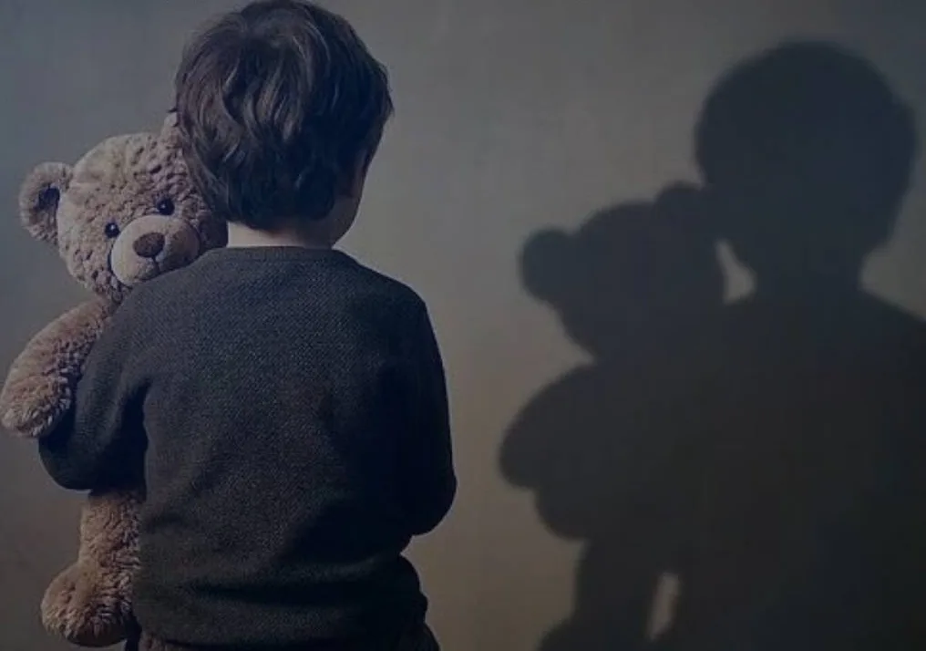 "Скільки коштує життя твоїх дітей?": до довічного ув’язнення чоловіка, що вбив дворічного хлопчика