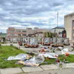 На Одещині водій пошкодив автомобілем конструкції з портретами на Алеї героїв