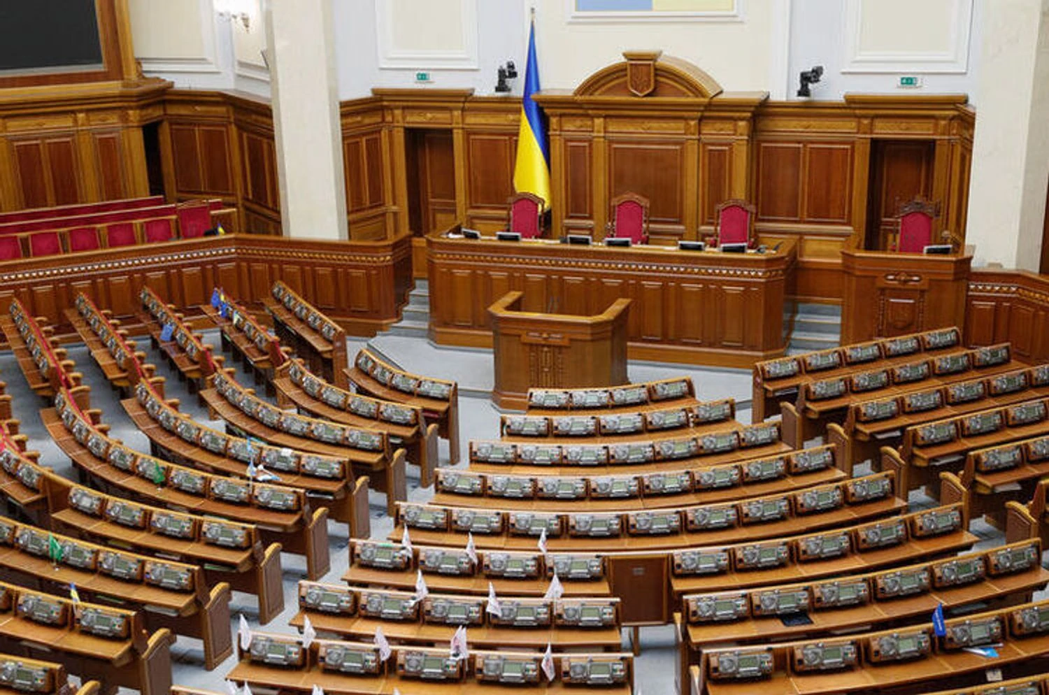 Рада готується проголосувати за скасування пільг на посилки до 150 євро до кінця травня - нардеп