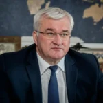 Мир не може чекати до