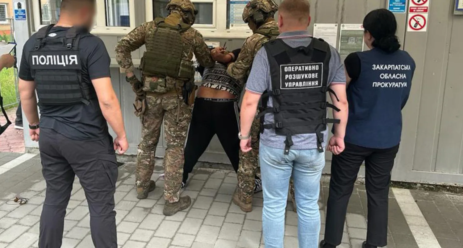 Планував отримати 25 тисяч доларів - на Закарпатті засудили на 10 років чоловіка за спробу продати немовля за кордон