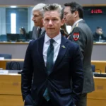 "Де ще в Європі ми можемо знайти 110 бригад?": Швеція підтримала шлях України в НАТО Пол Йонсон заявив, що Україна зміцнить НАТО завдяки 110 бригадам та інноваційній промисловості. Швеція підтримує вступ країни до
альянсу та ЄС.Політика • 23 травня, 15:30 • 4386 перегляди