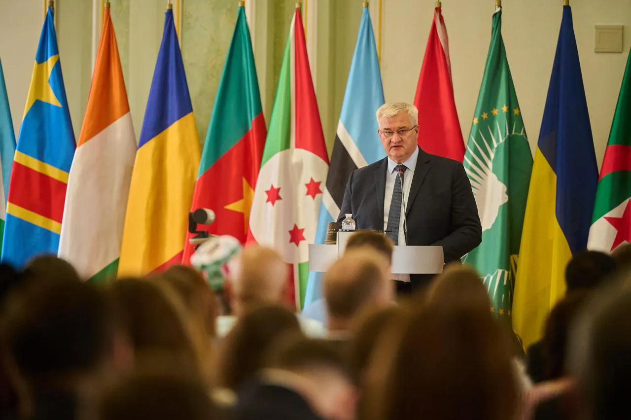 Україна планує відкриття посольства в Замбії та генерального консульства в Кейптауні - МЗС