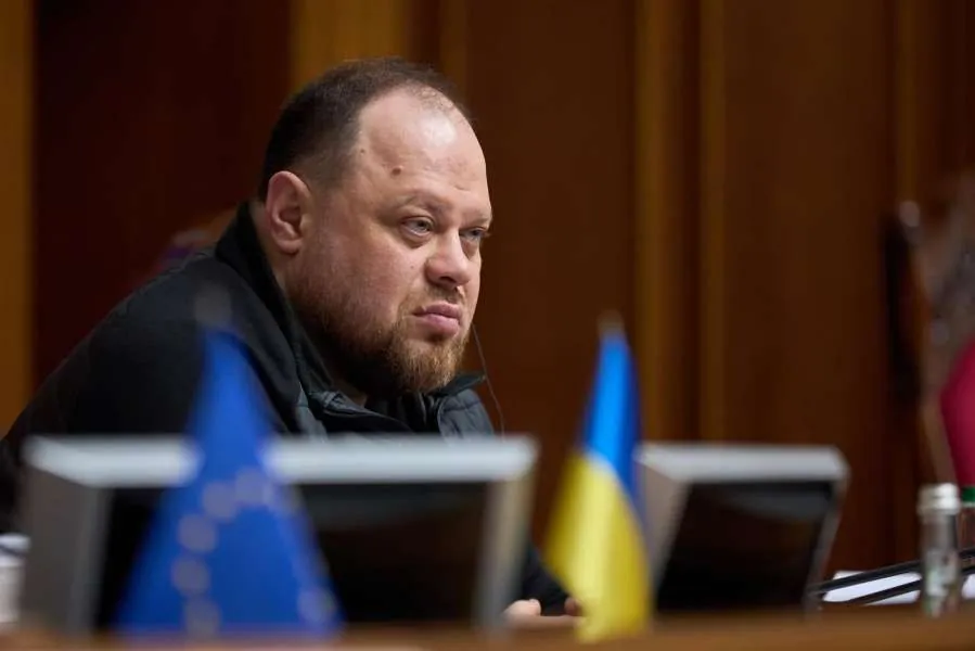 Стефанчук назвав катастрофічною помилкою рішення Навроцького щодо нагороди Зеленського