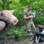 Спецоперація Мяу-Мяу: українські військові за допомогою "Вампіра" евакуювали котячу родину з передової