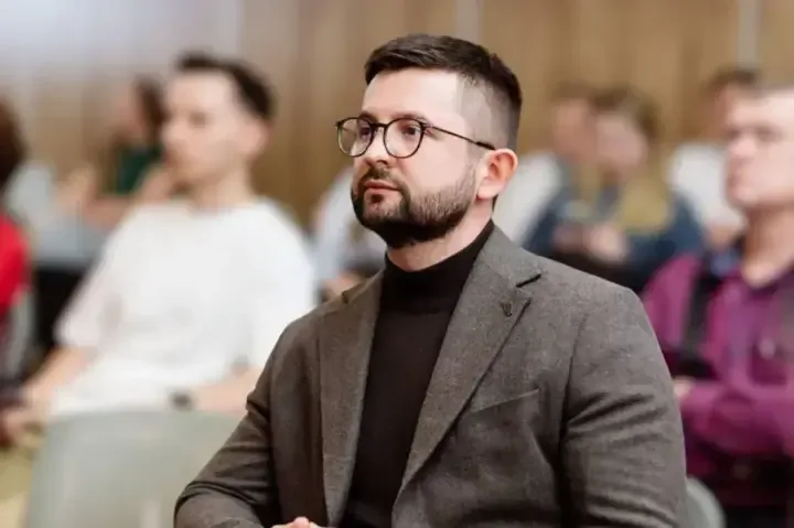 Манія величі чи спроба уникнути покарання? Що не так з лікарем Odrex, якого судять за медичну недбалість