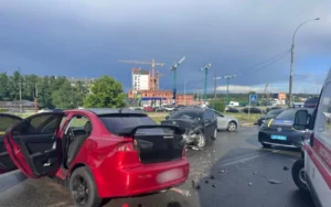 Виїхав на зустрічну смугу та травмував трьох дітей - в Ірпені сталась ДТП за участі авто Mitsubishi і Kia