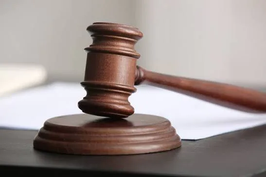 Суд Казахстану скасував рішення стягнути з