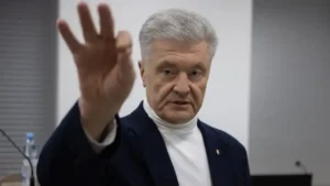 Верховний Суд залишив у силі санкції РНБО проти Порошенка