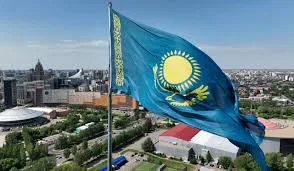 Казахстан втретє за місяць призупинив постачання нафти до терміналу на Чорному морі через атаки на танкери - ЗМІ