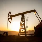 Нафта подорожчала на понад 1%, прямуючи до зростання за місяць